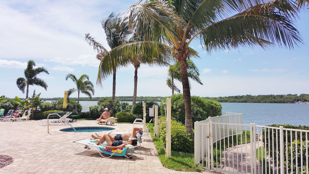 Boca Ciega Resort - photo 46