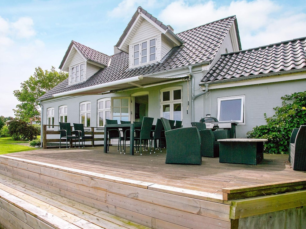 4 star holiday home in Asperup By Traum — 4-Star Luxury Hotel in Middelfart, Denmark