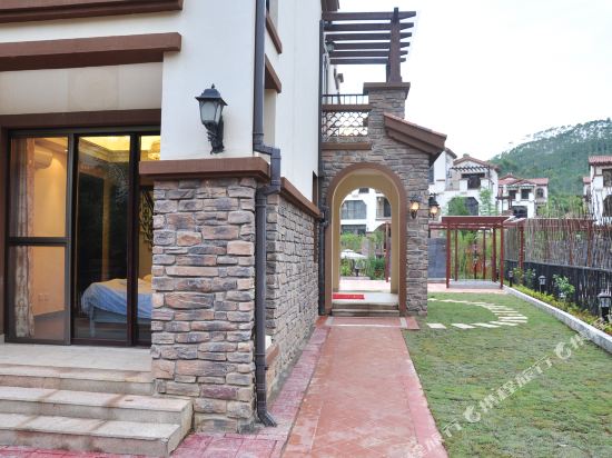 Happy Spring Hotel - carbon neutral hotel in Longmen