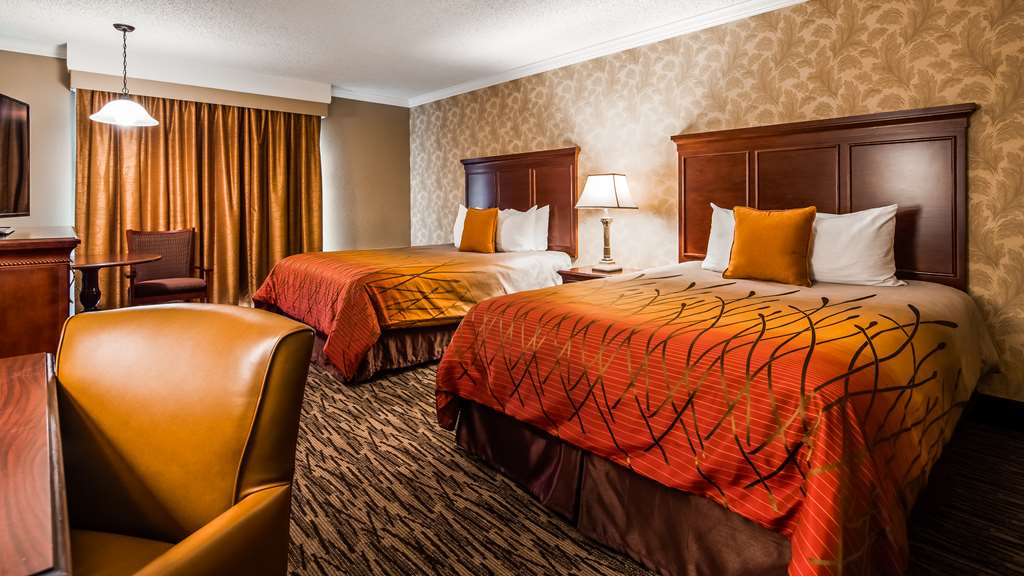 Best Western Plus Humboldt House Inn - photo 13
