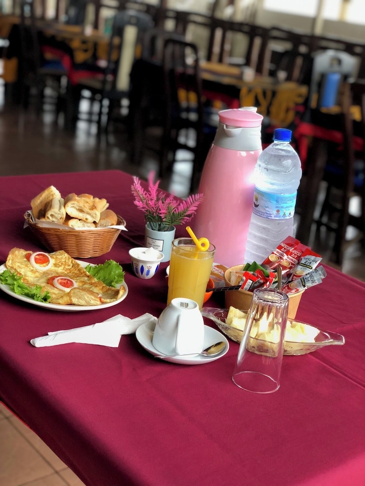 Tahiti Hotel in Cotonou, Benin