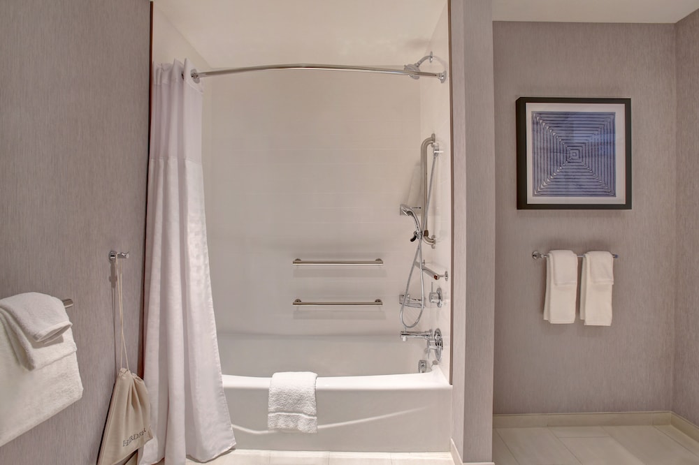 Hyatt Place Wichita State University - photo 18