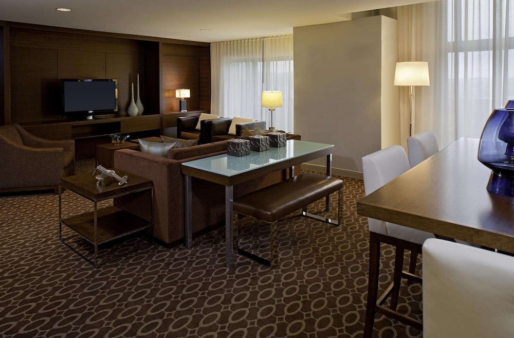 Hyatt Regency O'Hare Chicago - photo 10