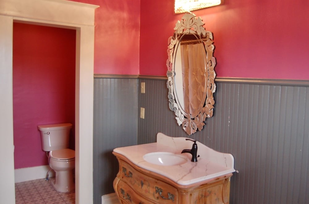 Laredo Mansion - photo 10