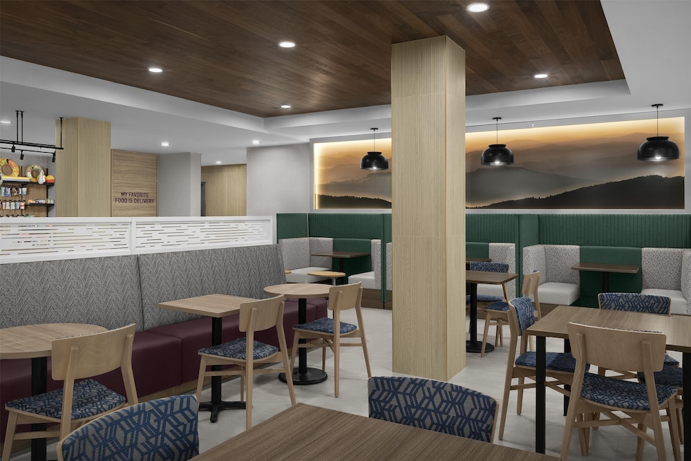 Home2 Suites by Hilton Sevierville - photo 2