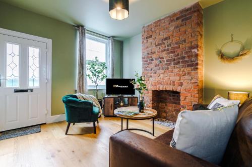NEW Gorgeous 2 bed home in Chester City Centre by 53 Degrees Property Incredible location Ideal for Small Groups Sleeps 6 — 4-Star Luxury Hotel in Chester, United Kingdom