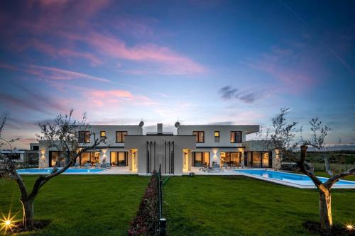 Villa Bella and Chiara by SeeAdria Agency — 4-Star Luxury Hotel in Brtonigla, Croatia