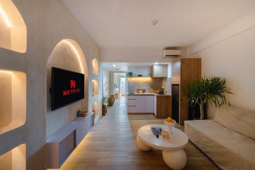 Sunset Suites 1 bed apartment Jayakarta hotel — 4-Star Luxury Hotel in Seminyak, Indonesia