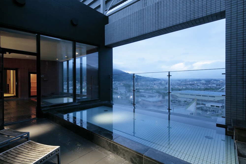 Candeo Hotels Chino in Chino, Japan