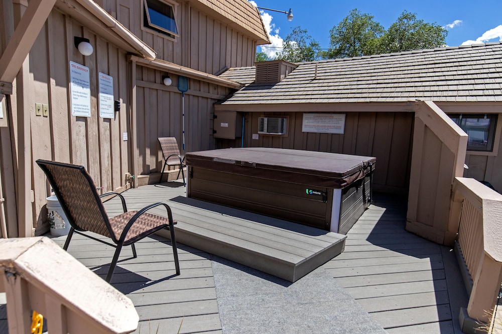 Woodland Motel - photo 65
