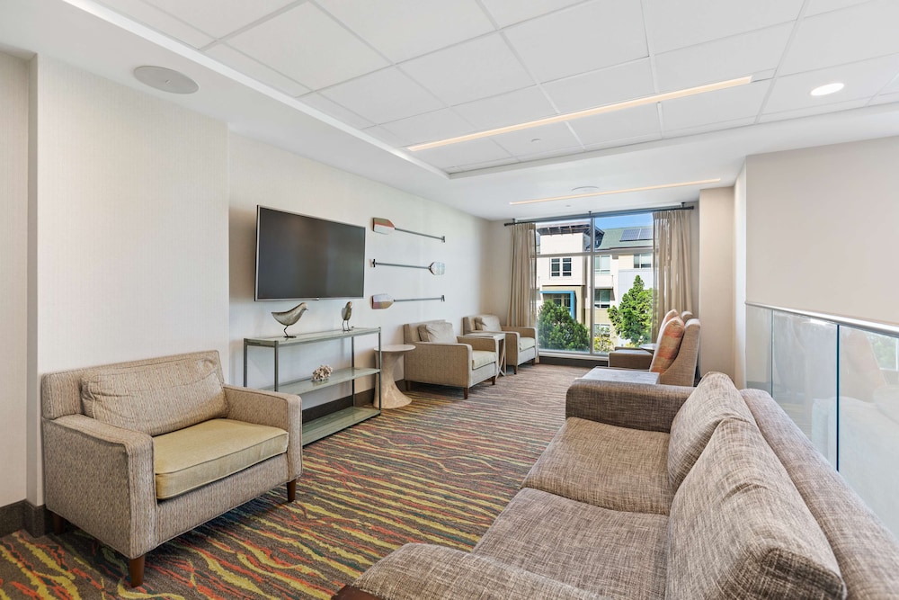 Embassy Suites By Hilton Oahu Kapolei - photo 75