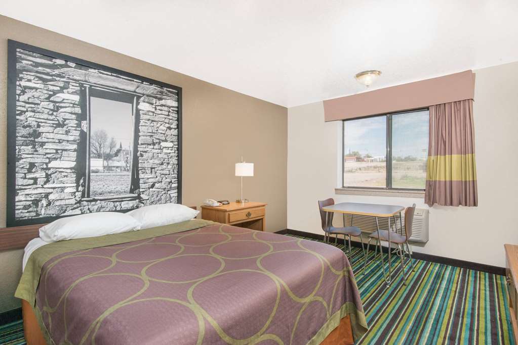 Super 8 by Wyndham Santa Rosa - photo 9