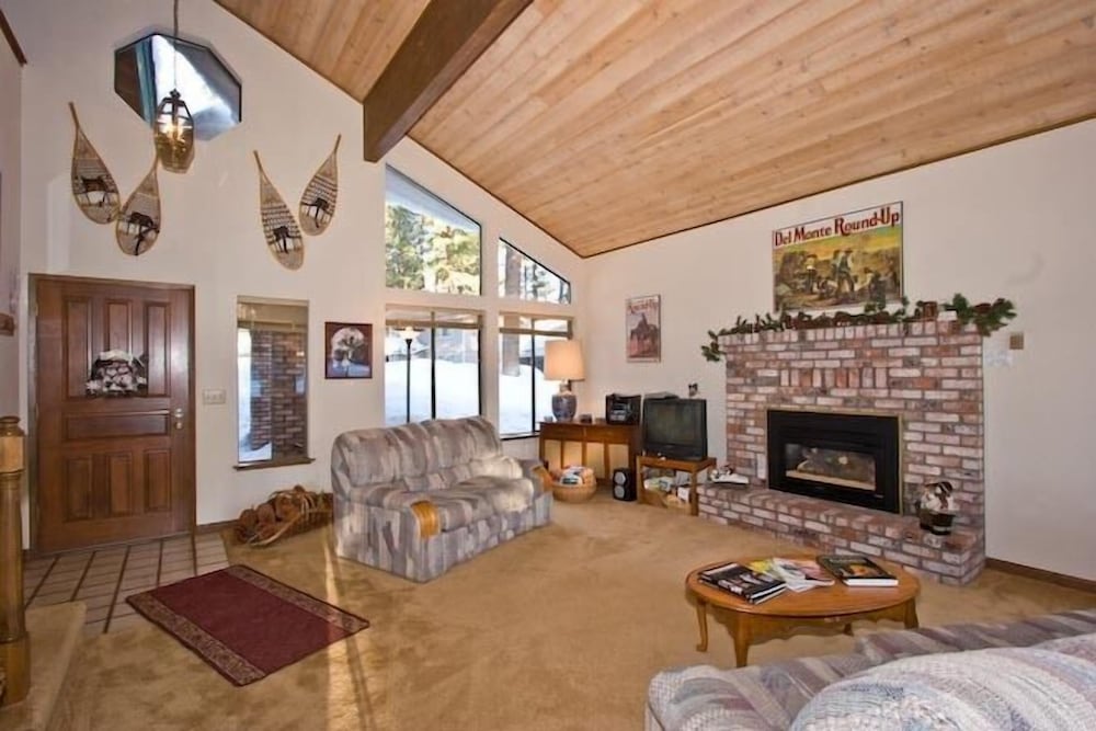 2485 Tepee Ct. - photo 10