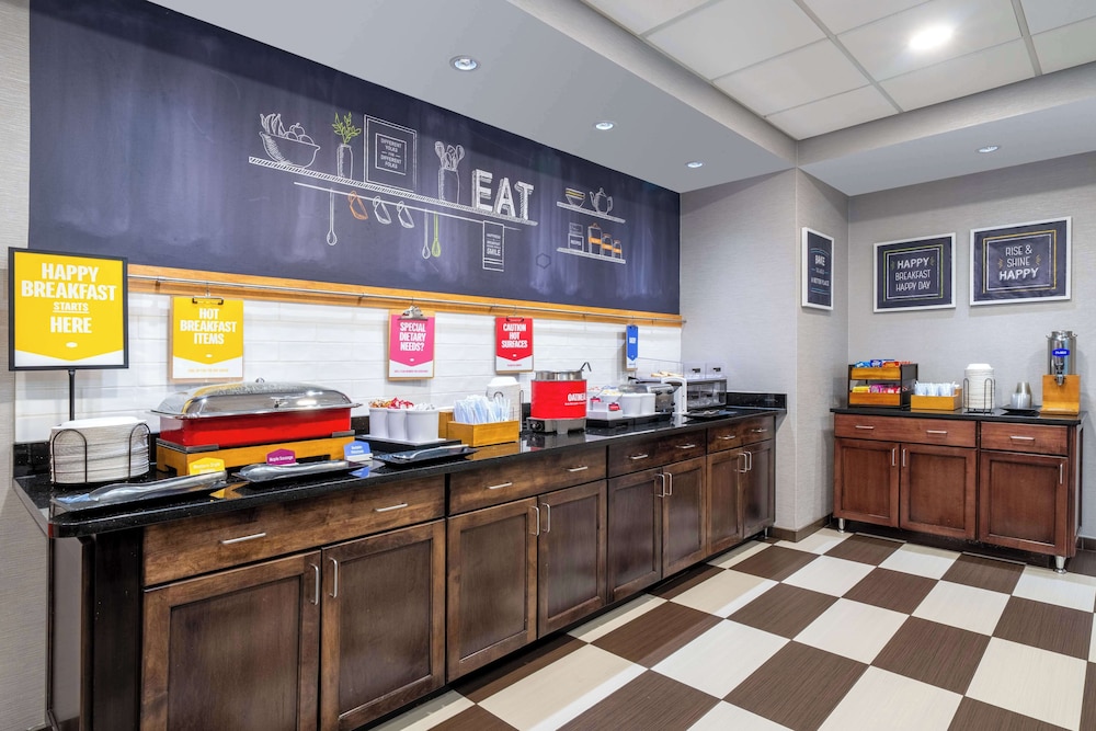 Hampton Inn Dahlgren - photo 44