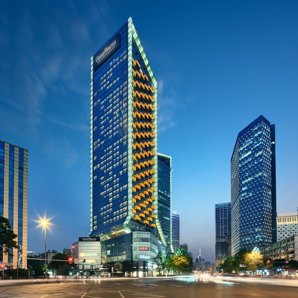 Grand ParcVue Hotel Residence Chengdu — 4-Star Luxury Hotel in Chengdu, People's Republic of China