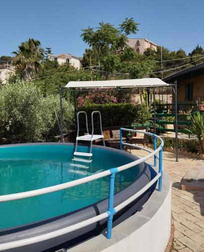 Villetta vista mare con piscina giardino e parcheggio privato in Licata, Italy