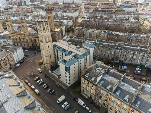 The Penthouse Suite Luxury Like No Other — 4-Star Luxury Hotel in Glasgow, United Kingdom