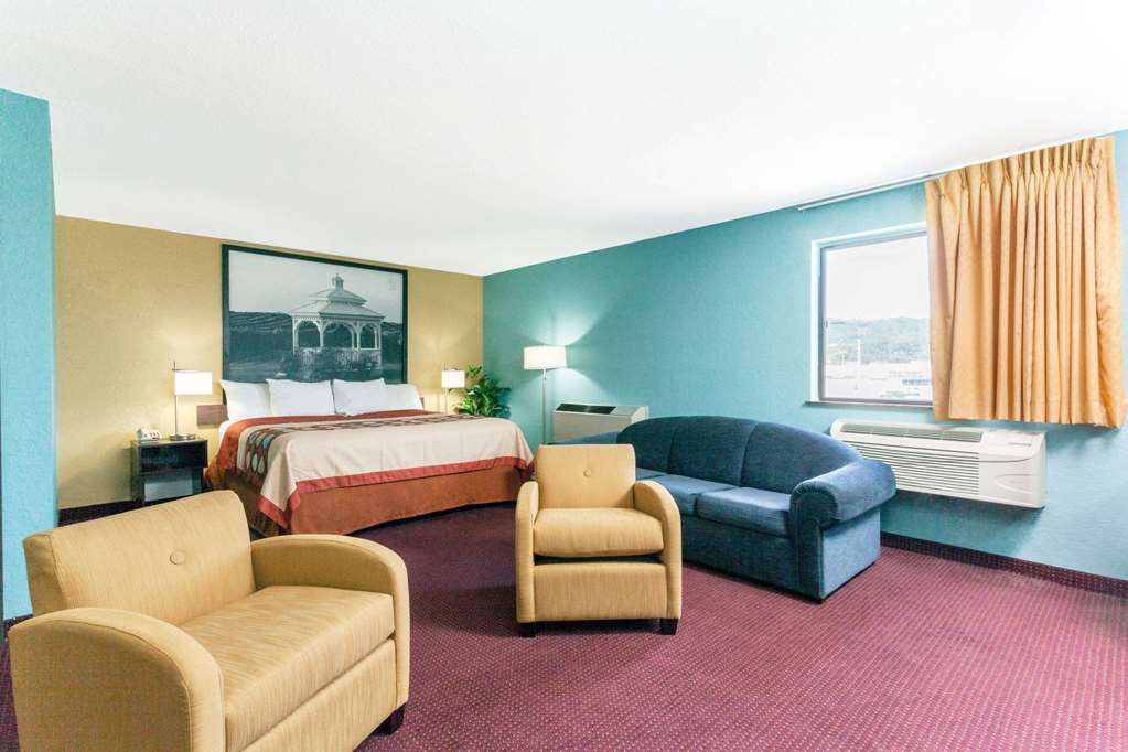 Super 8 by Wyndham Bath Hammondsport Area - photo 13