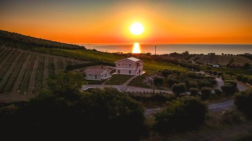 Momacasa B&B — 4-Star Luxury Hotel in Roseto Degli Abruzzi, Italy