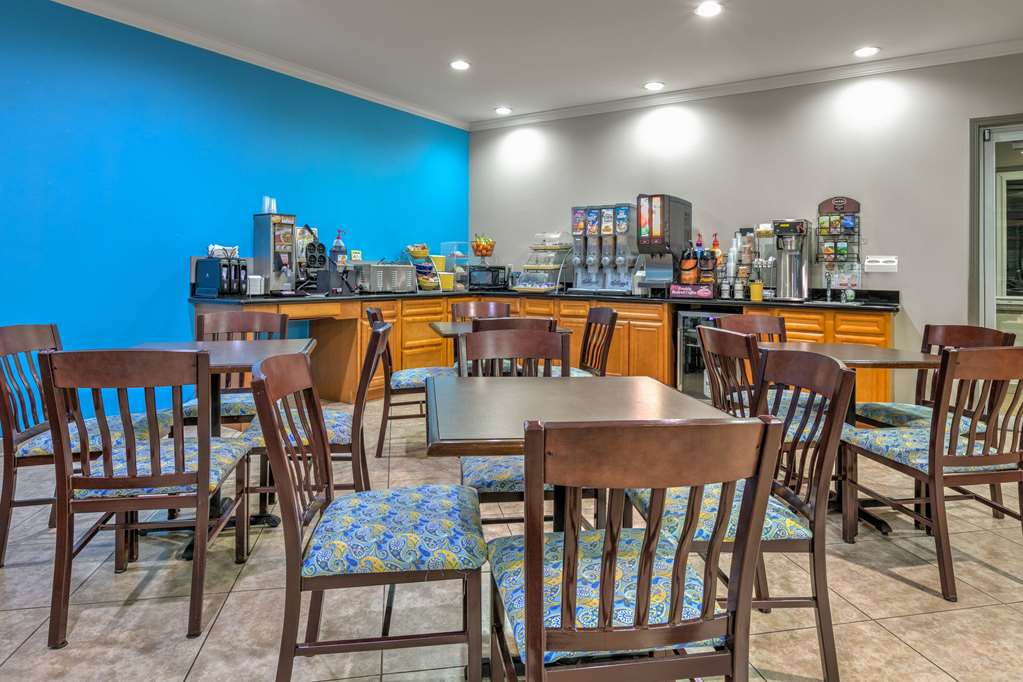 Days Inn & Suites by Wyndham Cabot - photo 32