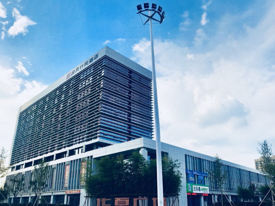 Qingfeng Zhuyuan Hotel in Anqiu, People's Republic of China