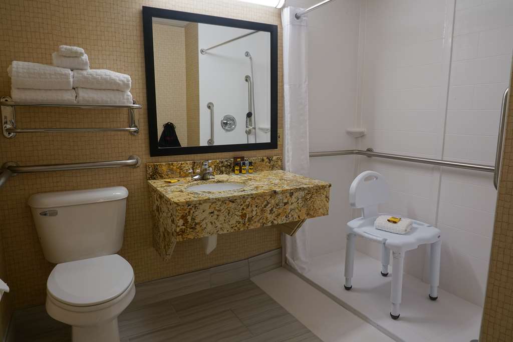 Best Western Plus Morristown Conference Center Hotel - photo 23