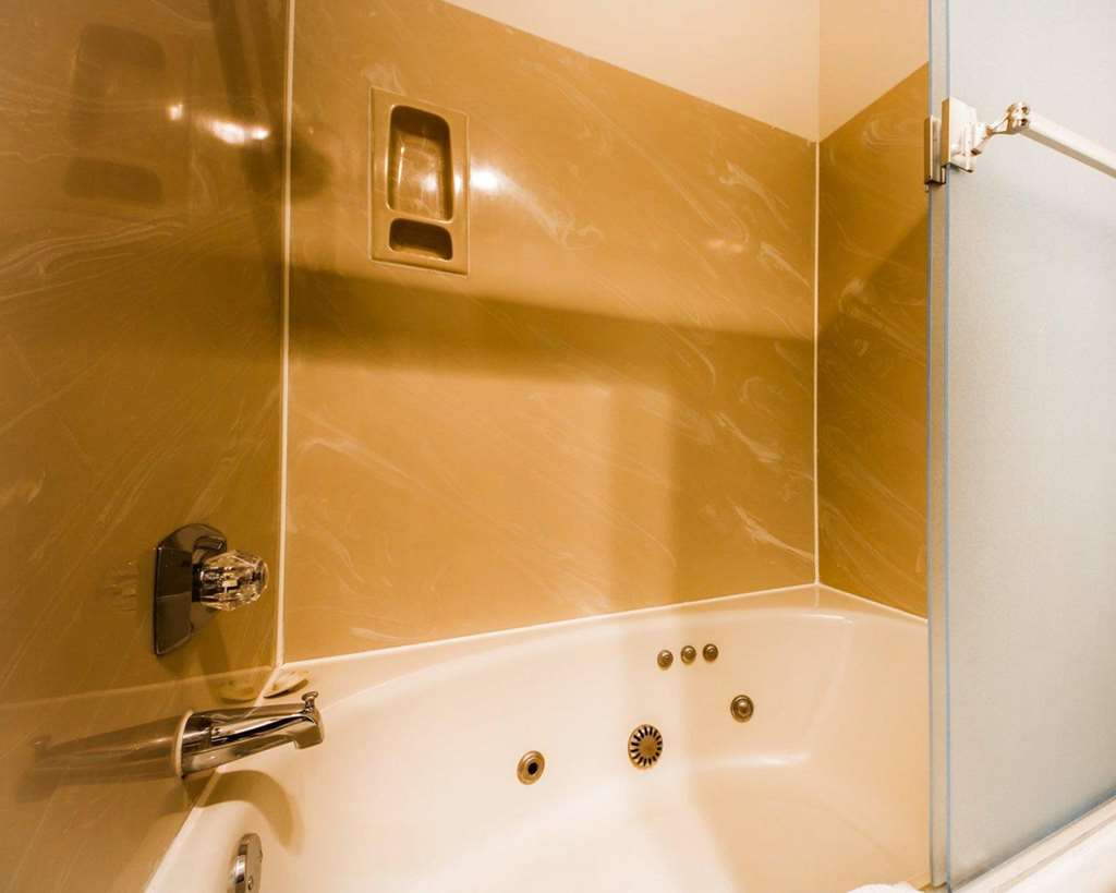 Quality Inn Petaluma Sonoma - photo 32