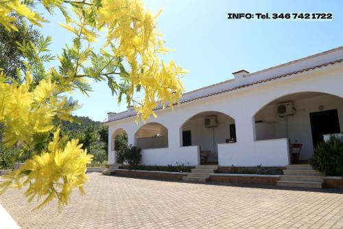 Annaluce Apartments Vieste — 4-Star Luxury Hotel in Vieste, Italy