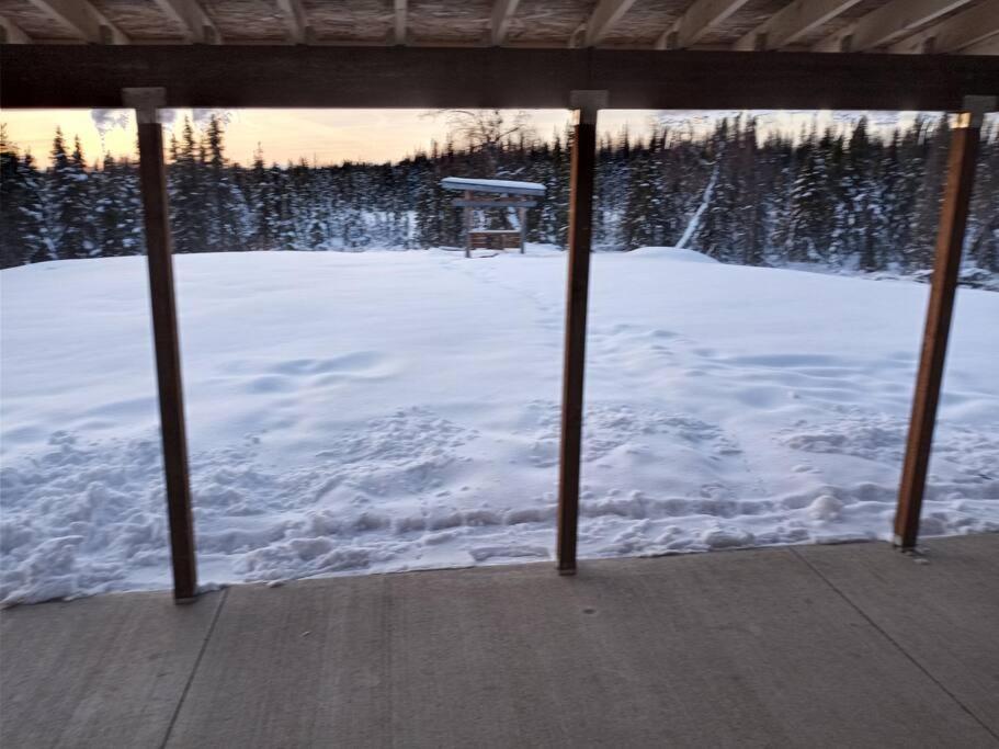 Lazy Moose Cottage in Willow HotTub & Privacy — 4-Star Luxury Hotel in Willow, United States