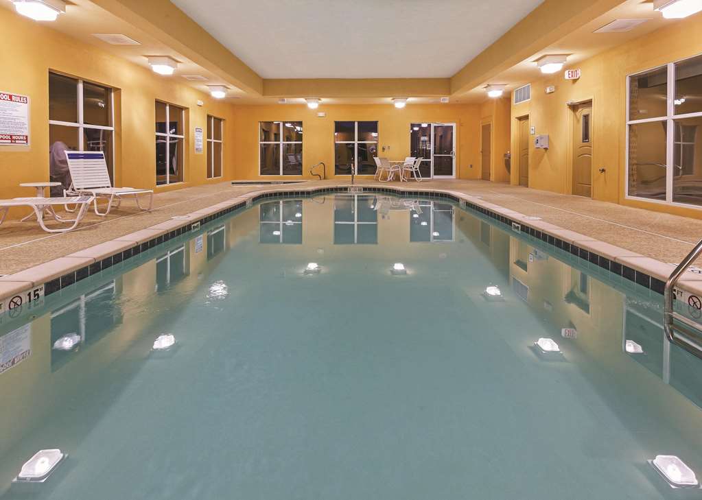 La Quinta Inn & Suites by Wyndham Searcy - photo 8