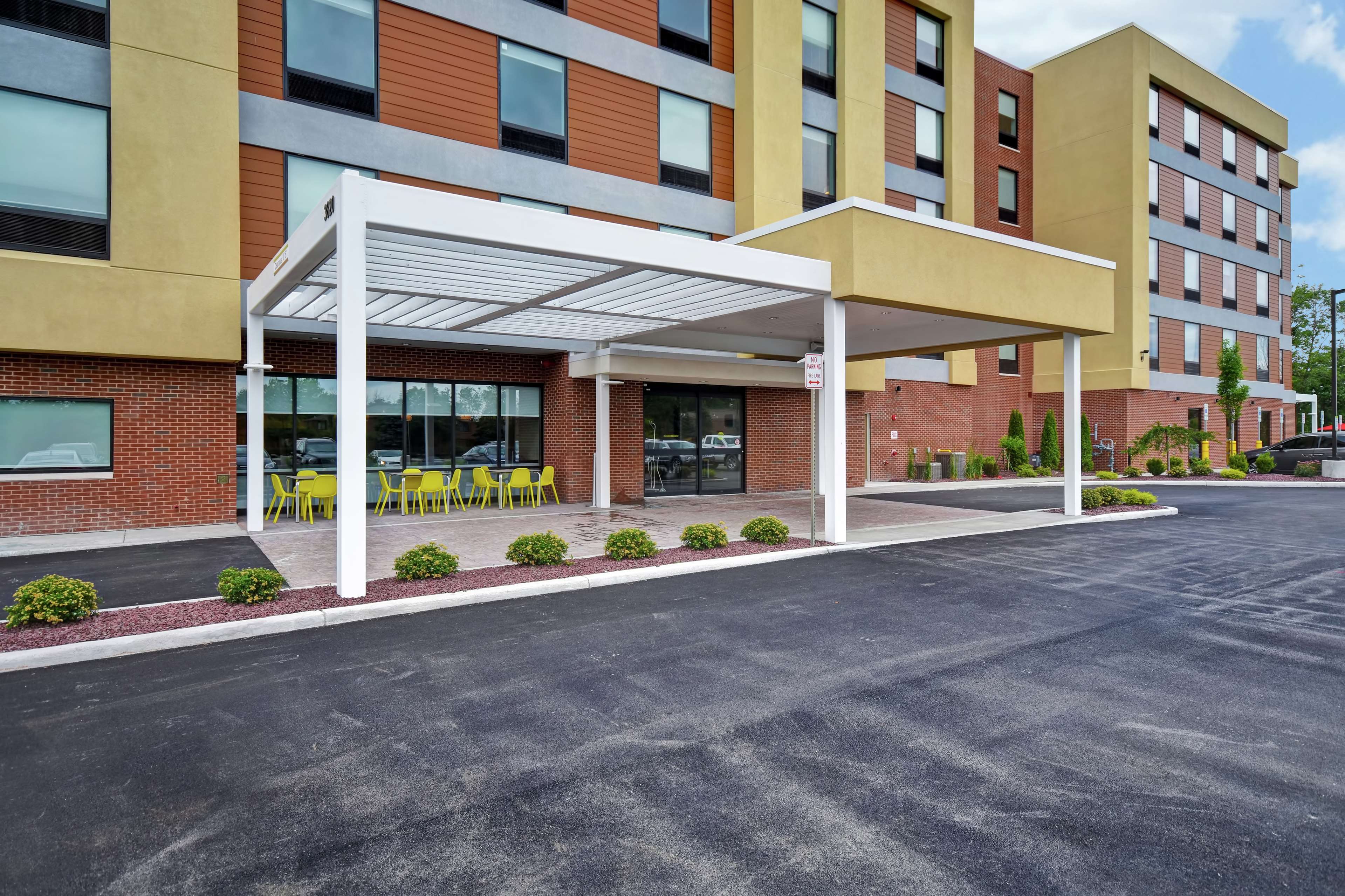 Home2 Suites by Hilton Amherst Buffalo - photo 5