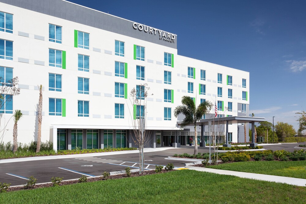 Courtyard by Marriott Winter Haven - photo 23