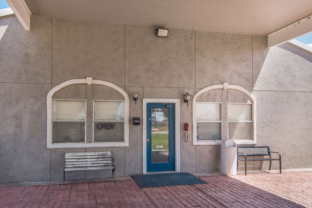 Americas Best Value Inn Baird - photo 20
