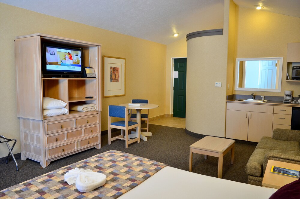 Skaneateles Suites - photo 15