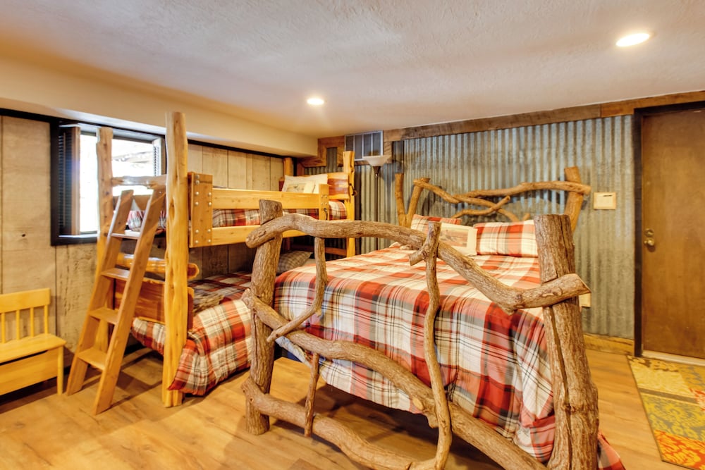 Angel Fire Cabin with Game Room about 4 Mi to Ski Resort - photo 27