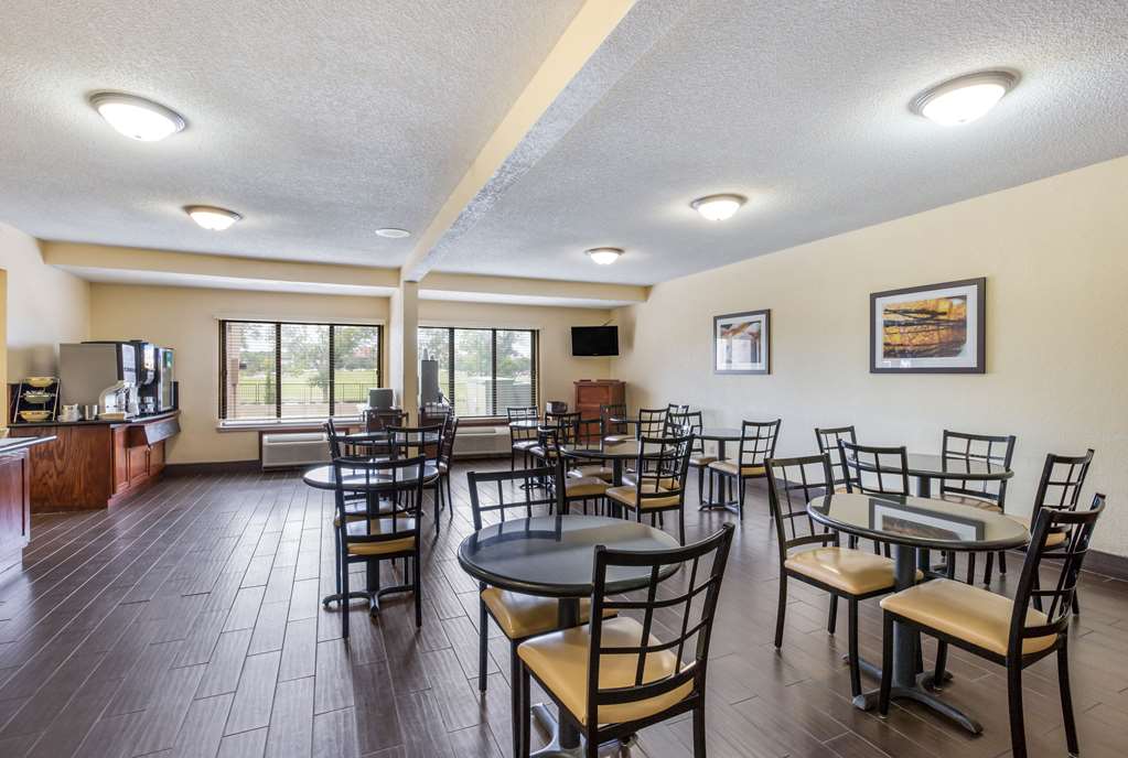 Quality Inn & Suites Lawrence University Area - photo 56