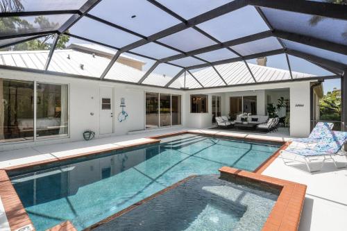 Tranquil Court Oasis in Sarasota, United States