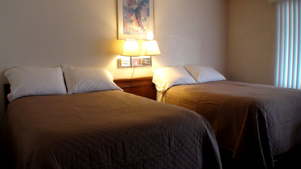 Schuyler Inn - photo 7