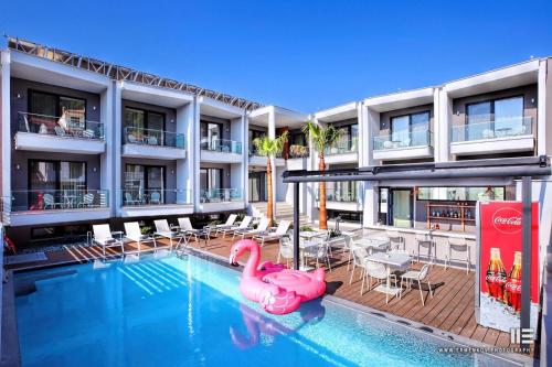 Senso Suites in Nea Peramos, Greece