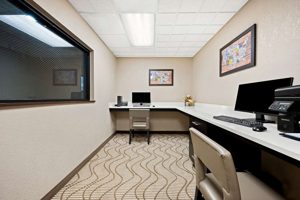 Comfort Inn & Suites Decatur Forsyth - photo 23