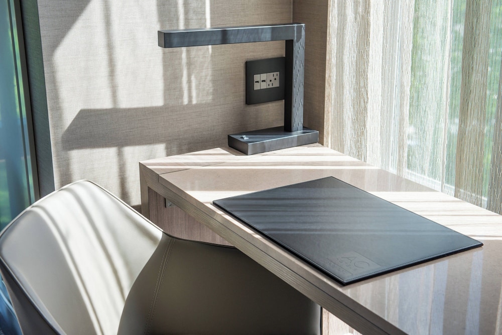 AC Hotel by Marriott Boston Cleveland Circle - photo 28