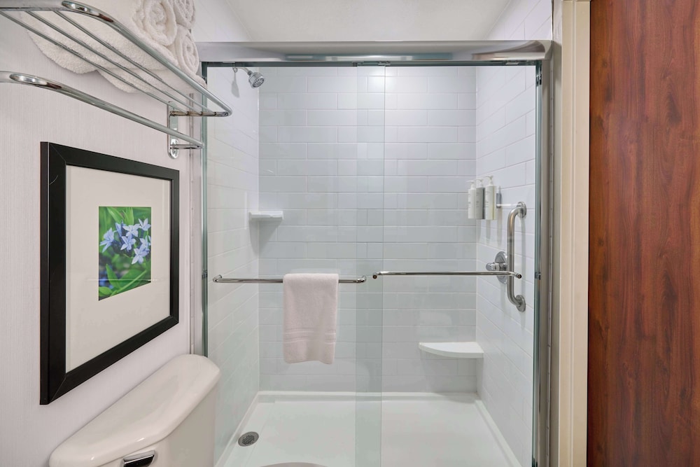 Hilton Garden Inn Anchorage - photo 15