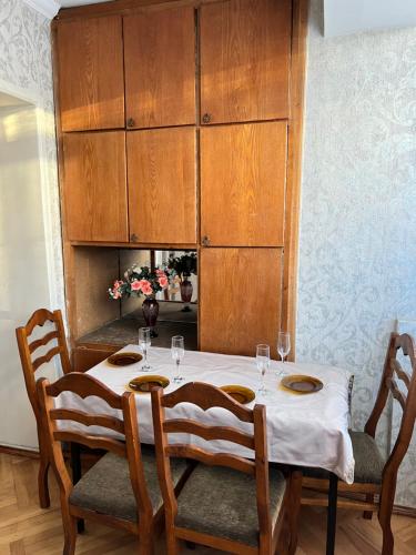 Vintage Apartment