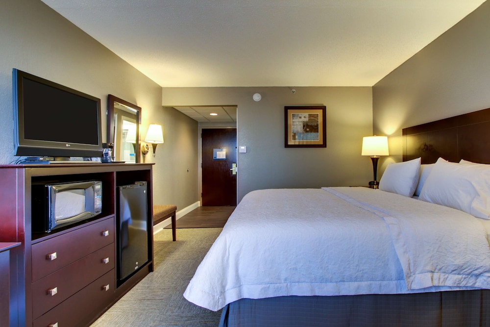 Hampton Inn Rolla - photo 19