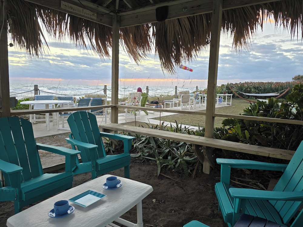 Sea Scape Oceanfront Motel - photo 35