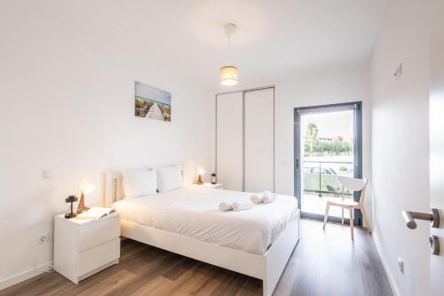 Mar T2 By Smarthomes — 4-Star Luxury Hotel in Sao Martinho Do Porto, Portugal