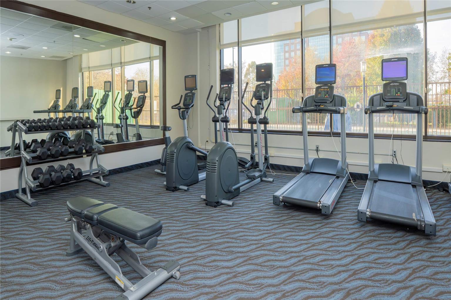 Elimwood Hotel a Ramada by Wyndham - photo 6