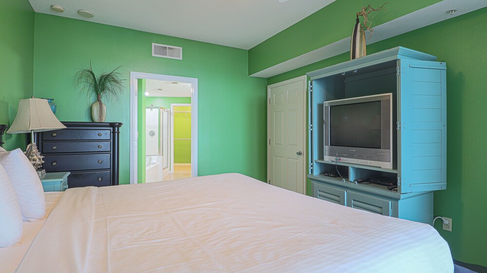 Legacy Towers Legacy II 203 Deluxe - photo 4