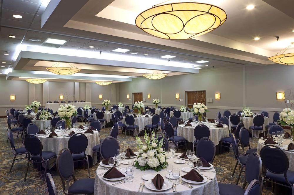 DoubleTree by Hilton Murfreesboro - photo 38