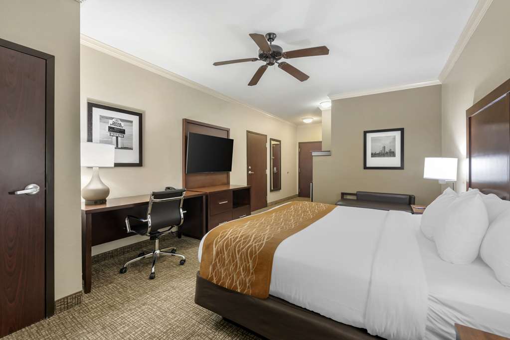 Comfort Inn & Suites Fort Worth Fossil Creek - photo 20